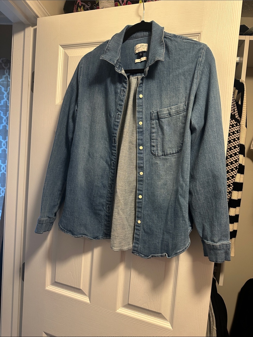 Universal Thread Light Blue Denim Button-Down Shirt